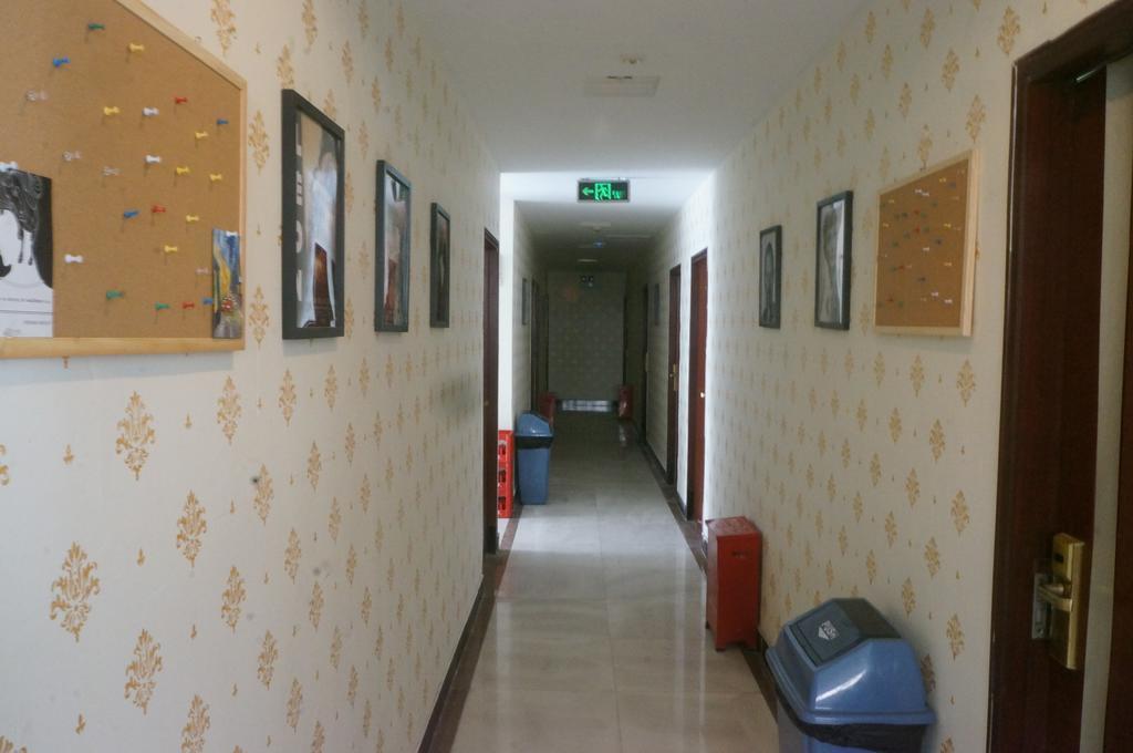 Notting Hill Hostel Shenzhen Exteriör bild